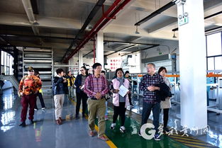 多彩貴州網(wǎng) 貴州省作協(xié)采風(fēng)團(tuán)實(shí)地考察朗德苗寨 農(nóng)食用菌場 茶葉加工廠